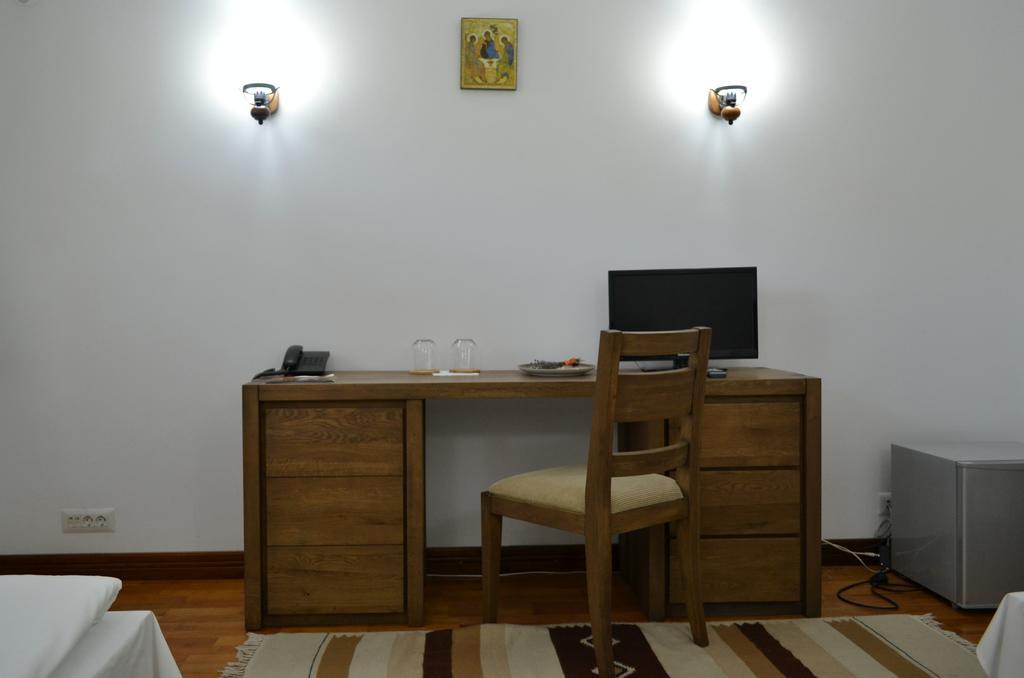 Casa De Oaspeti Sfantul Nicolae Yaş Dış mekan fotoğraf