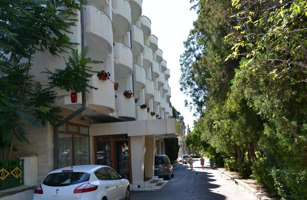 Casa De Oaspeti Sfantul Nicolae Yaş Dış mekan fotoğraf